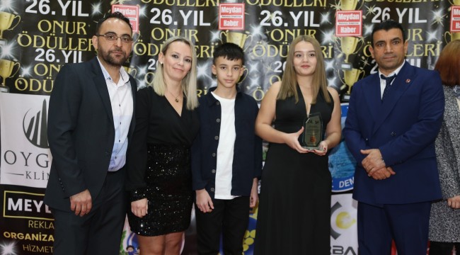 SUDE NUR İŞBİLİR 2025 ONUR ÖDÜLÜNÜ ALDI